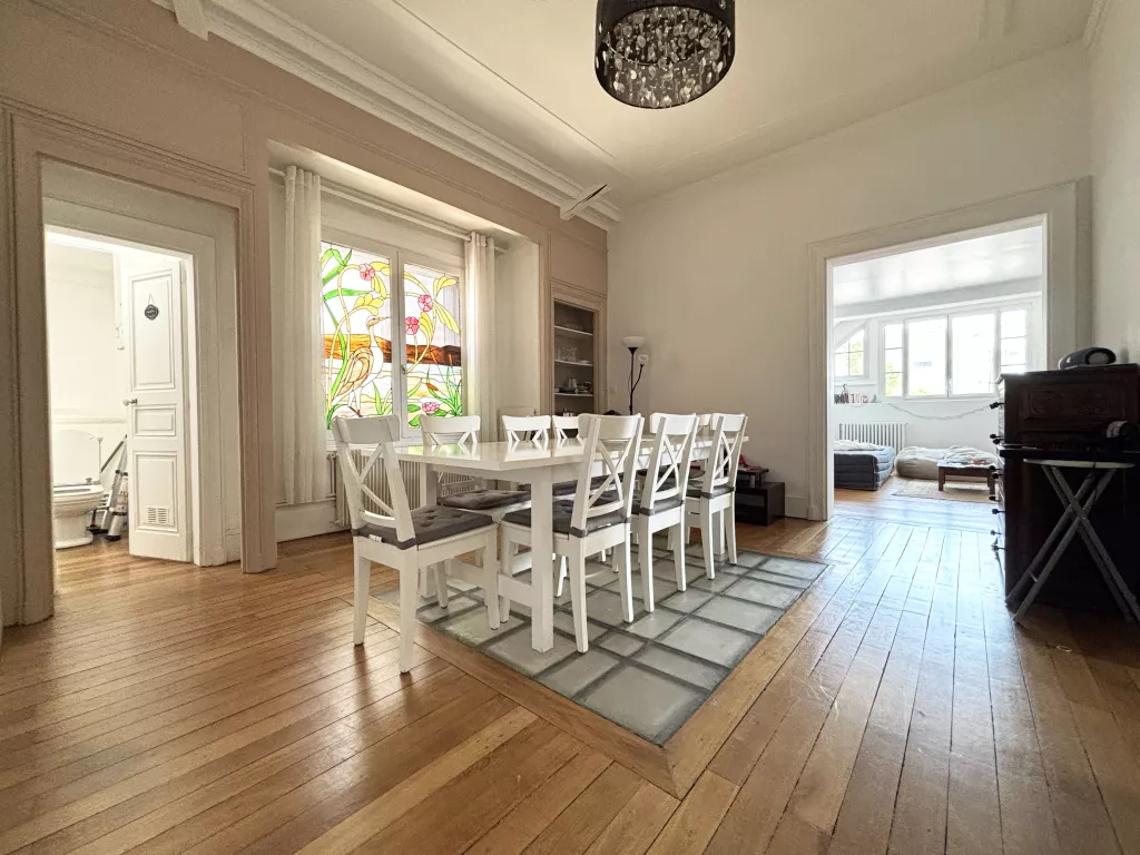 Appartement ancien dans une petite copropriété