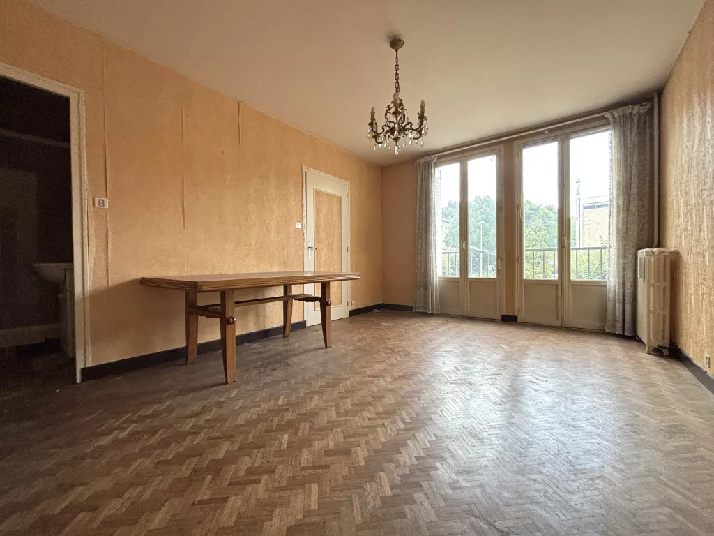 Appartement T3 lumineux à rénover