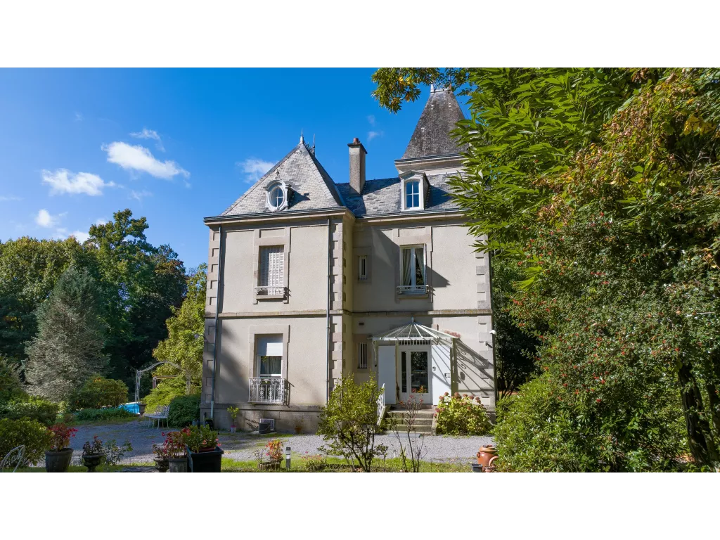 Maison de maître sur plus de 5 hectares