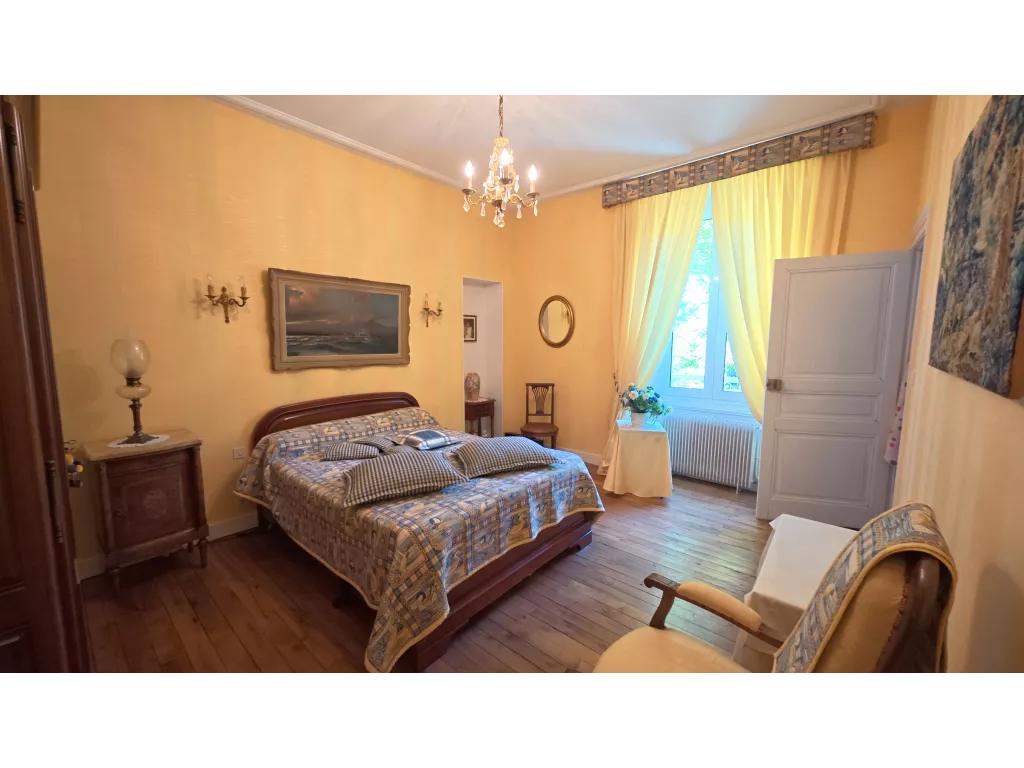 Maison de maître sur plus de 5 hectares